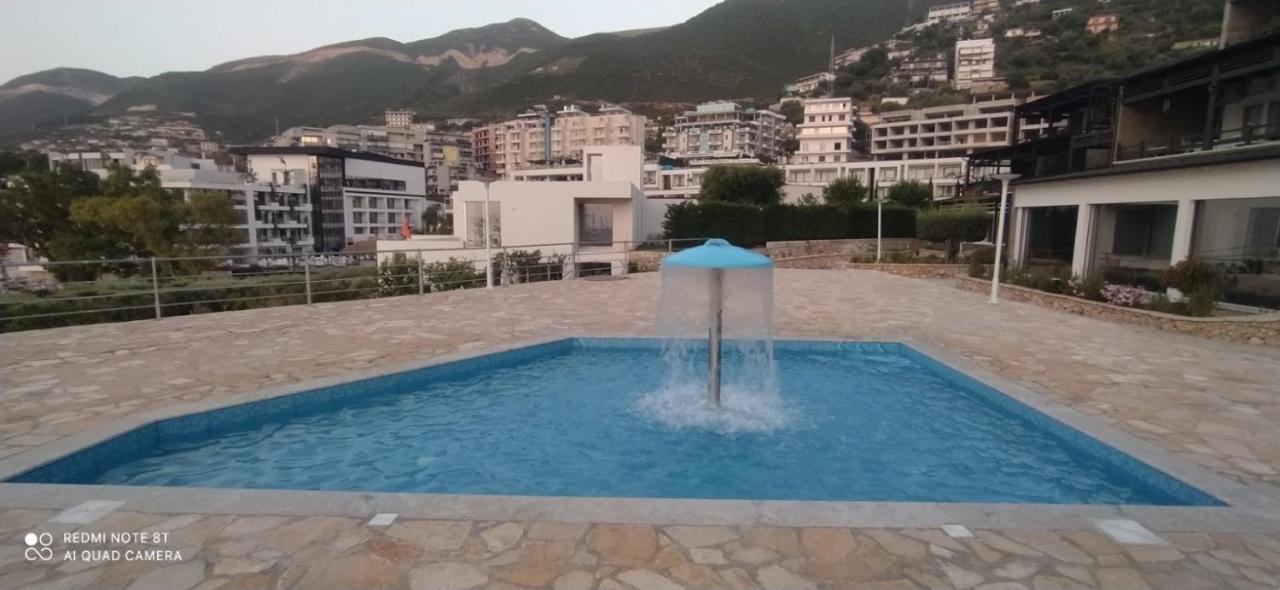 Matthews Beach House Вльора Екстер'єр фото