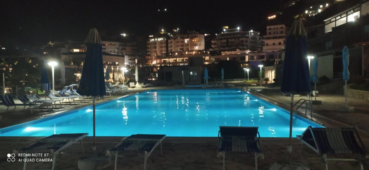 Matthews Beach House Вльора Екстер'єр фото