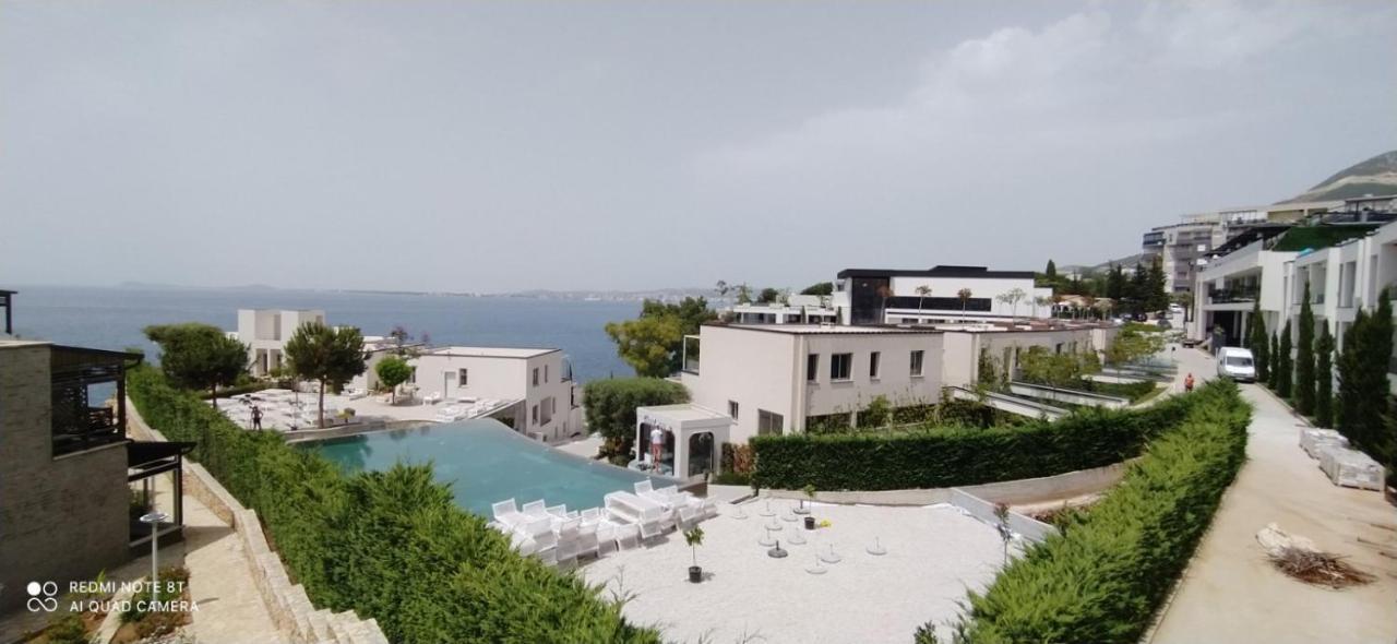 Matthews Beach House Вльора Екстер'єр фото