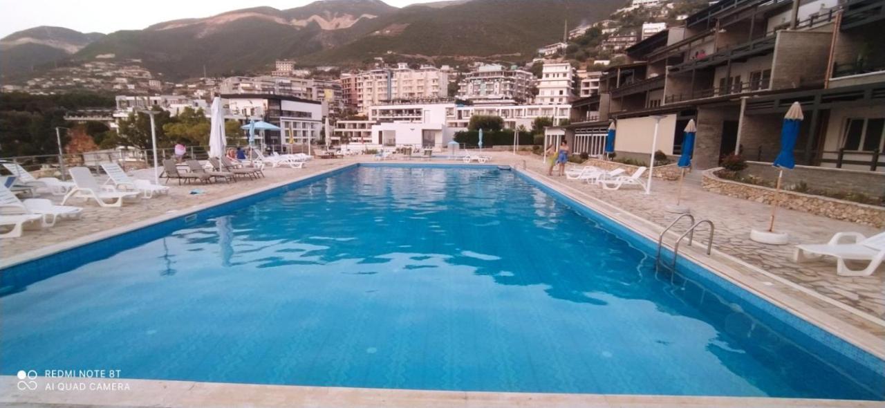 Matthews Beach House Вльора Екстер'єр фото