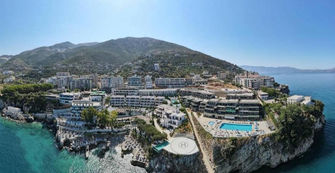 Matthews Beach House Вльора Екстер'єр фото