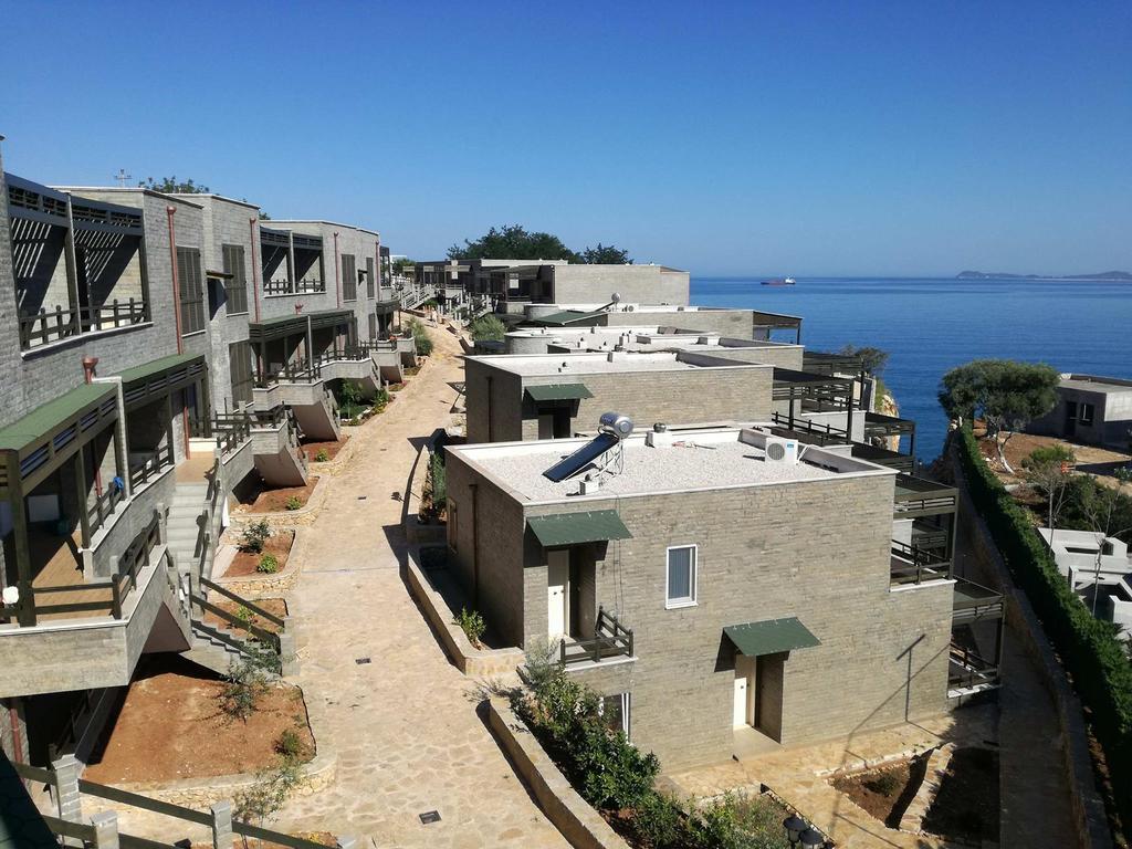 Matthews Beach House Вльора Екстер'єр фото