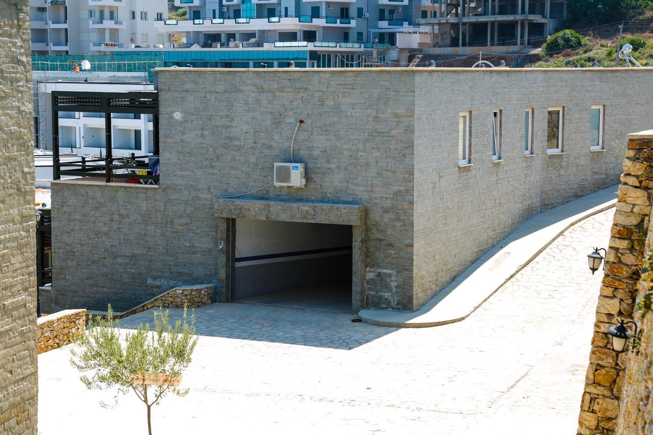 Matthews Beach House Вльора Екстер'єр фото